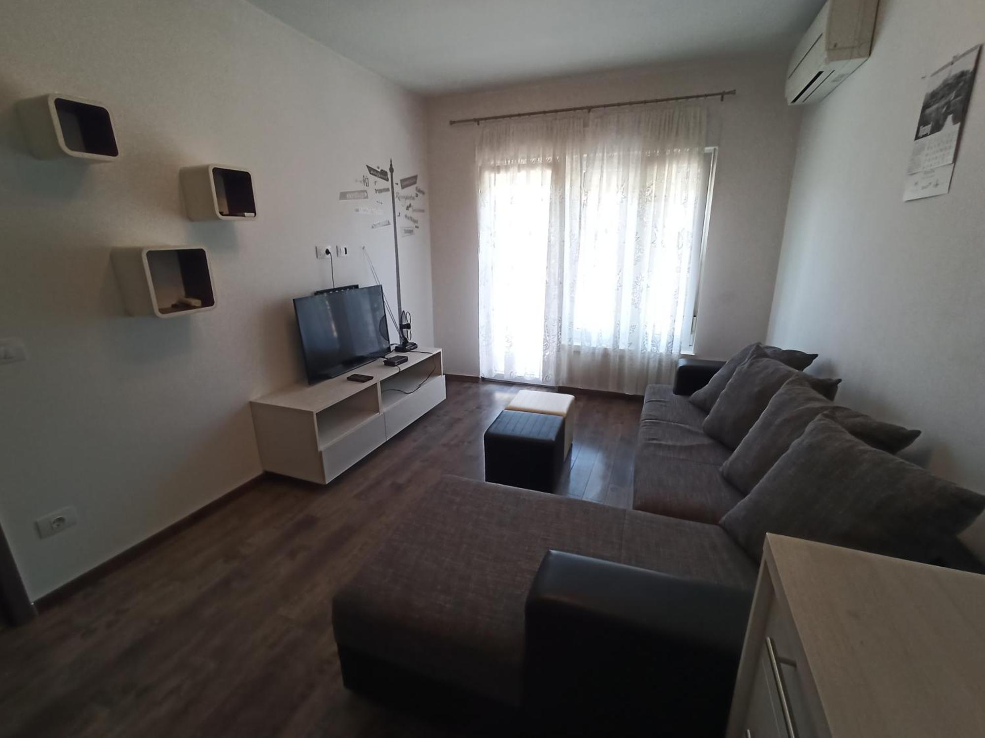 Mira Apartment