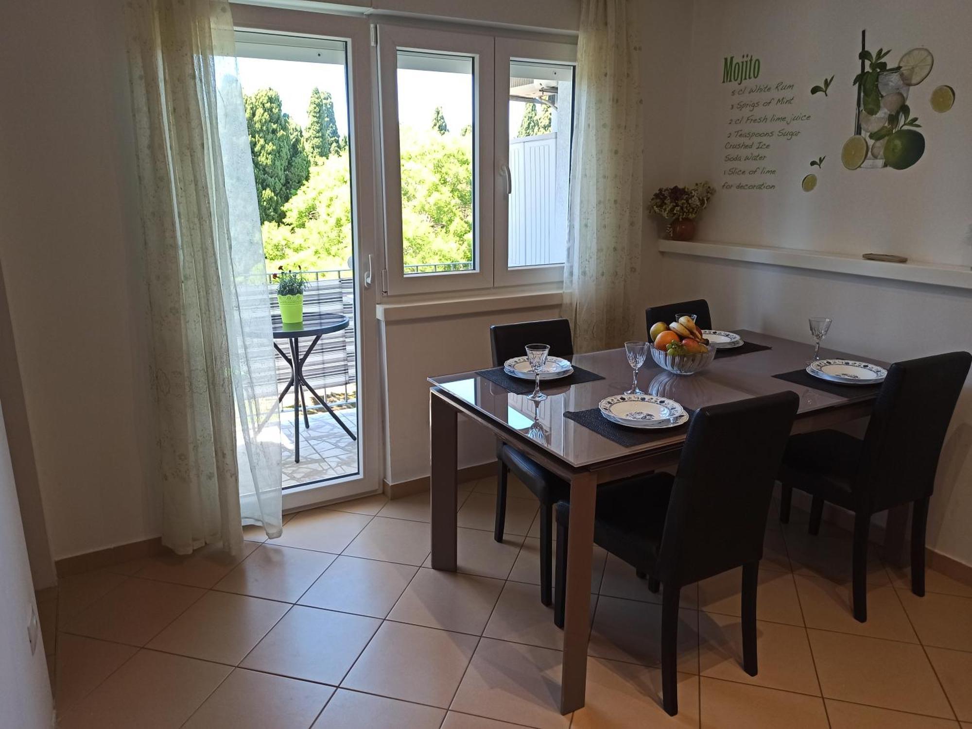 Apartment Mira Pula